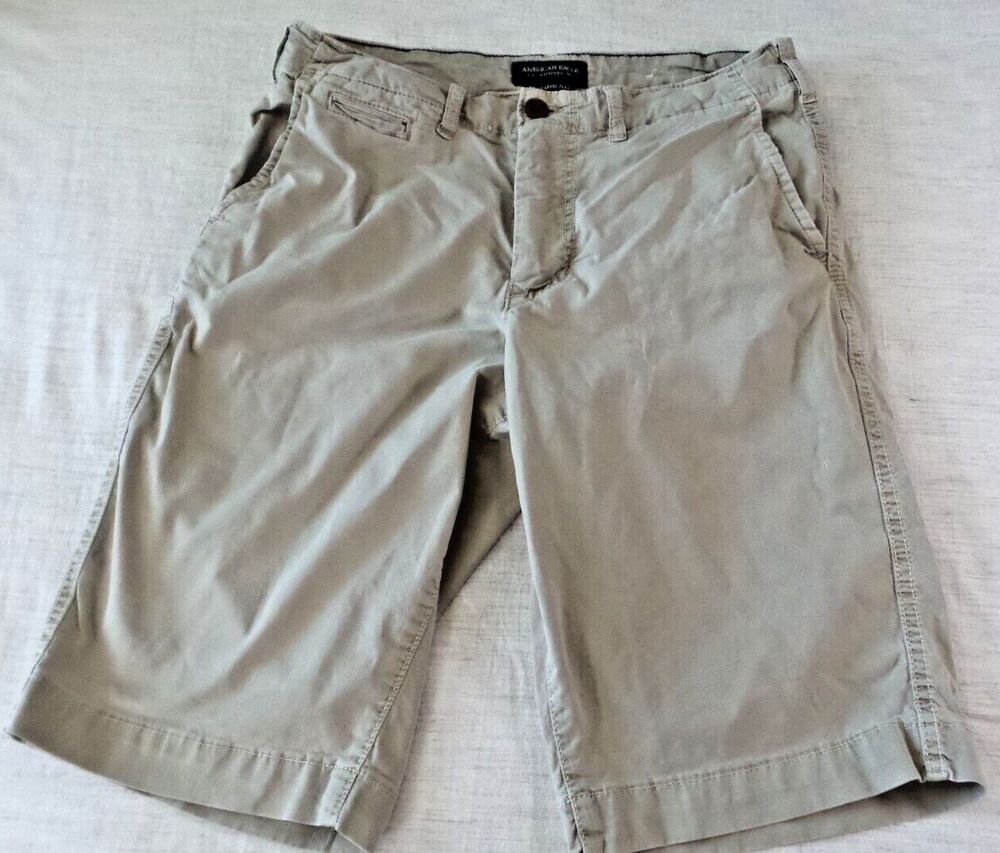 American Eagle Next Level Flex Khaki Chino Shorts Mens 30 Beige Classic Stretch